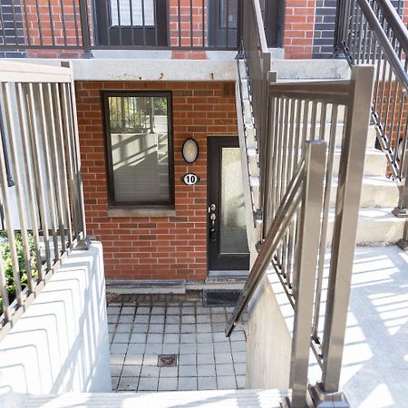 Apartamento Beautiful Townhouse Near Yorkdale Mall, Wilson Subway Toronto Exterior foto
